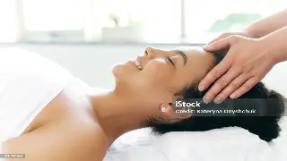 告别僵硬！武汉白领必备：5 分钟办公室自我按摩急救指南