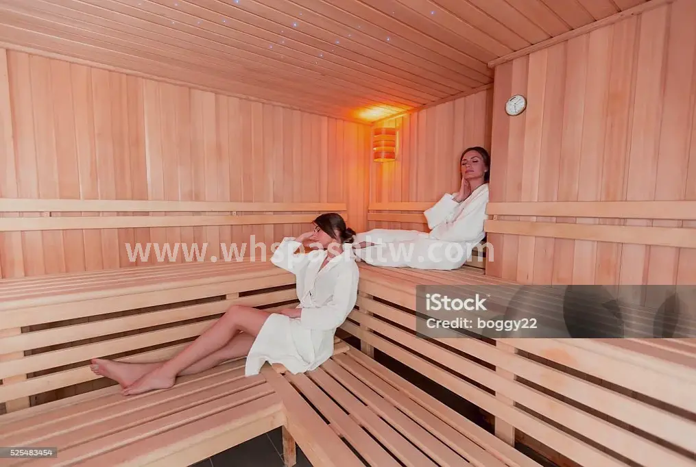 技师进行专业按摩